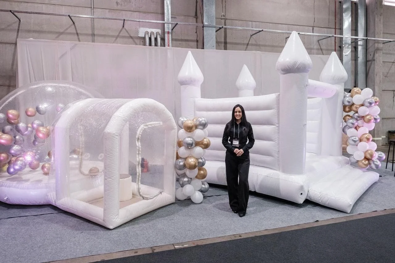 Bubble House e Castelo Pula-Pula Bubblelê em uma celebração